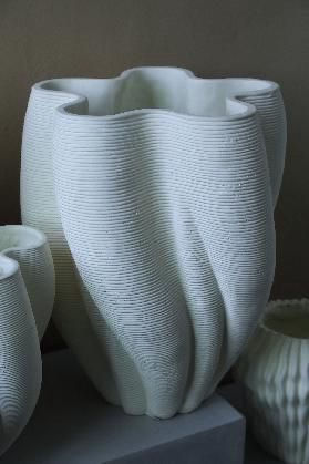 Miniatura: Vaso in cemento ondulato 3D "Barreu"