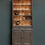 Miniatura: Credenza/libreria in legno "Valmore" di mango invecchiato.