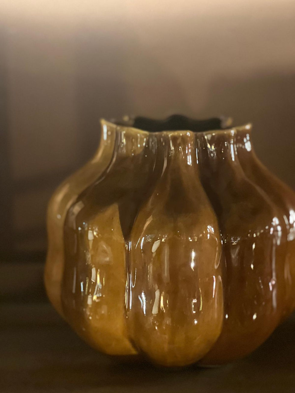 Vaso in ceramica verde oliva "Calcium"