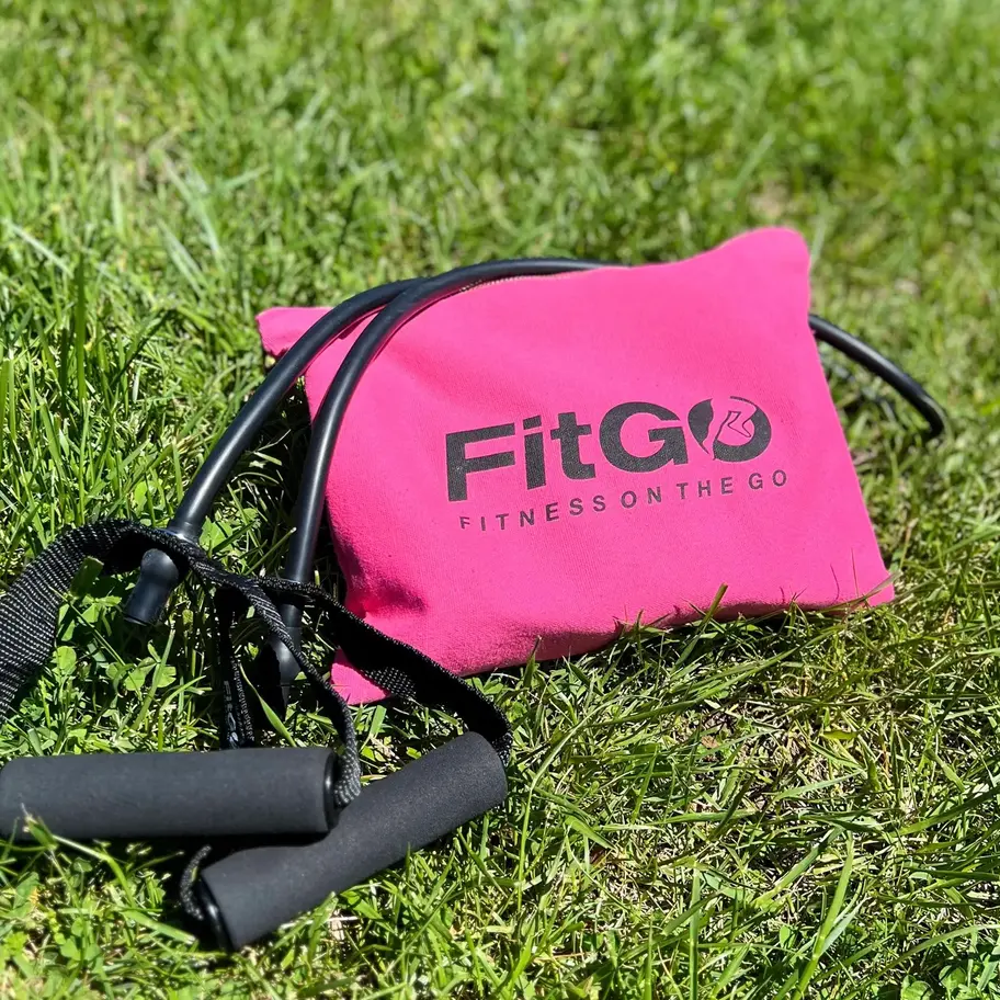 FitGo resistance cord and travel bag in the grass