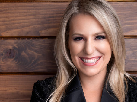 Julie Melrose in professional and successful mode