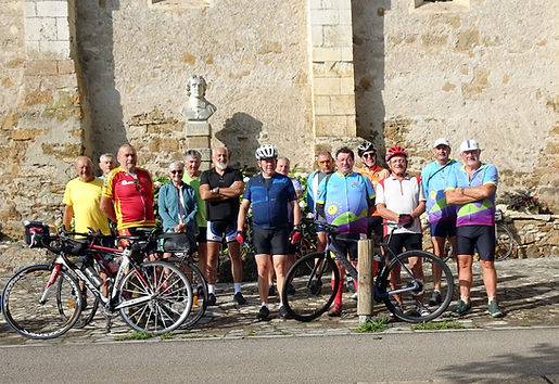 DSC08113 Groupe 2025-07-24 Carennac (Copier).JPG