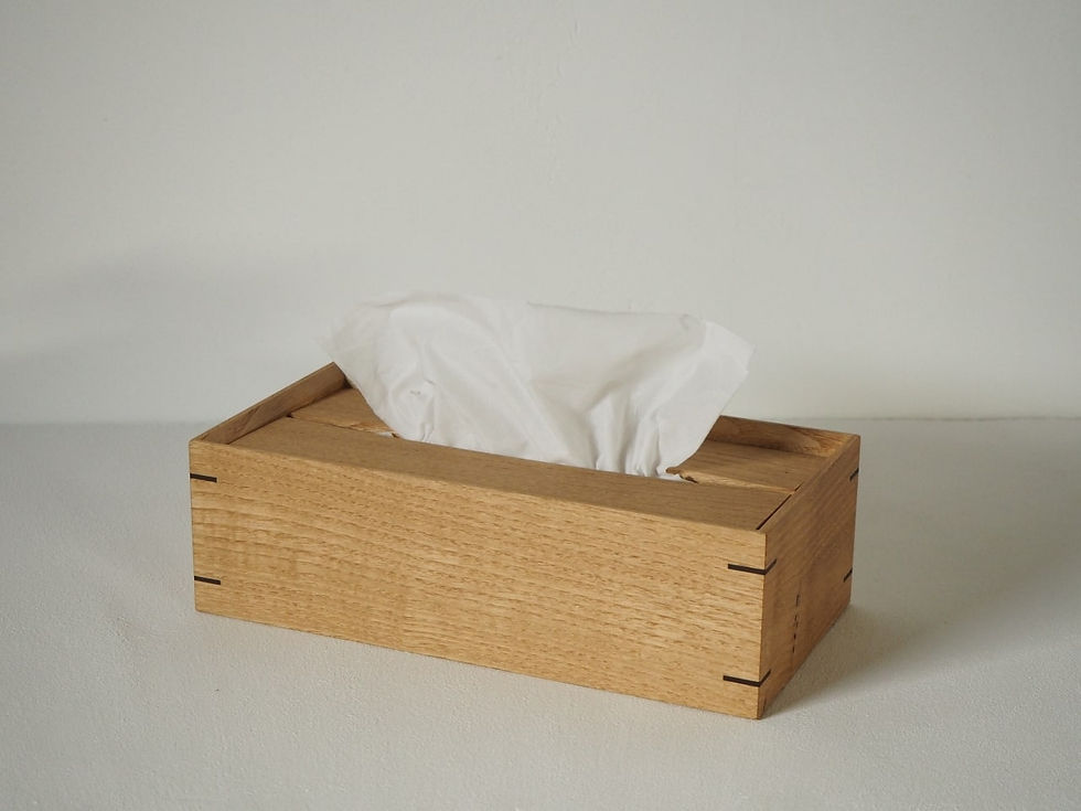 Thumbnail: クリ（栗）の木のティッシュケース（ティッシュボックス）