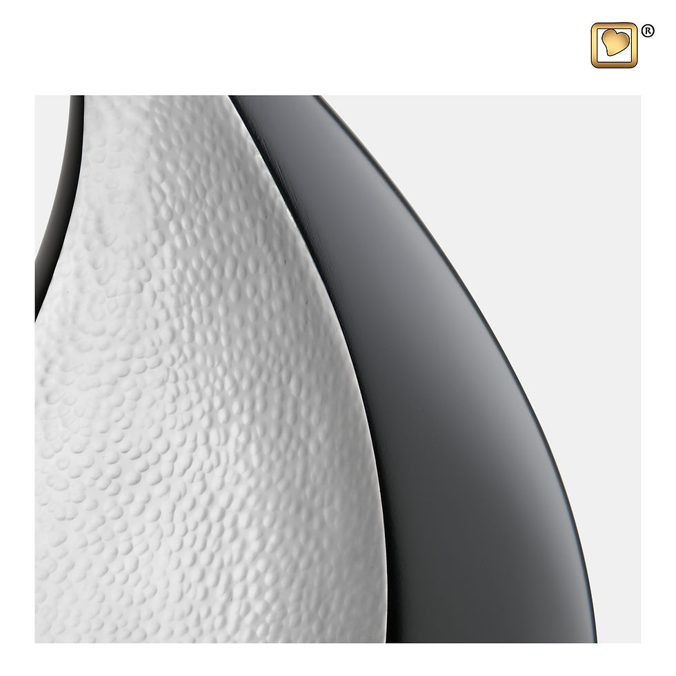 Thumbnail: TearDrop Urn Black & Hammered Silver