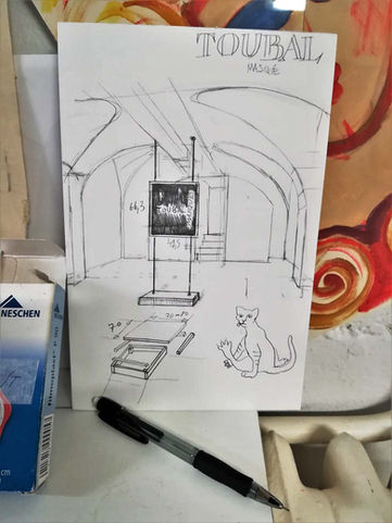 Scénographie (croquis : Marcos Vinuesa) pour l'exposition "Rien à voir, quand la création échappe au symptôme", Musée d'Art et d'Histoire de l'Hôpital Sainte-Anne, 2019 © Matthieu Péronnet