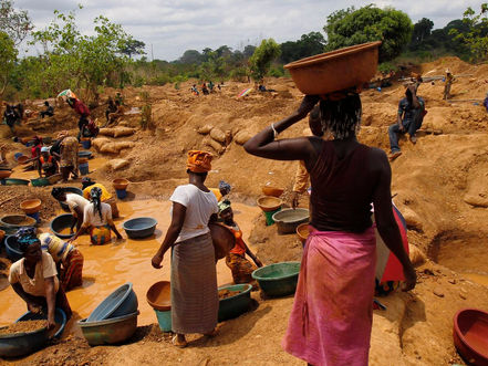 Centrafrique-Cameroun: après l’éboulement de Zamboï, les oppositions critiquent l’encadrement des mines d’or