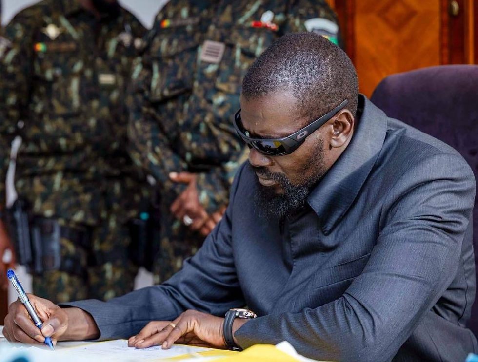 Guinée: le président Mamadi Doumbouya gracie l'opposant Aliou Bah