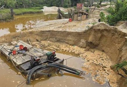 En Côte d’Ivoire, les autorités intensifient leur lutte contre l’orpaillage illégal