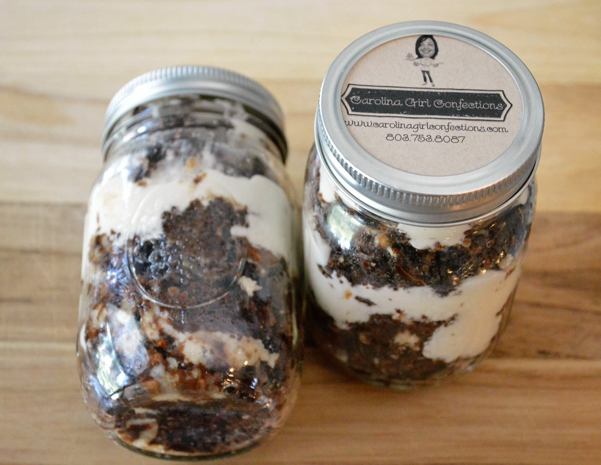 MASON JAR CAKES, GOOEY CHOCOLATE N CREAM CHEESE (Quantity of five)