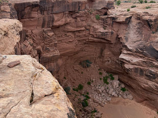 Rappelling - Bar M Cliffs, Moab 5/15/26