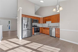 156 Mallard View - kitchen1