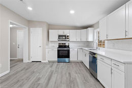 3001 Pilot View - kitchen 1