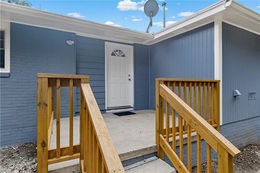 1517 Guest back porch