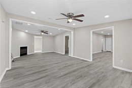 3001 Pilot View - living room