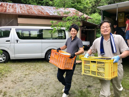 奥河内ムービープロジェクトスタッフの作業の様子