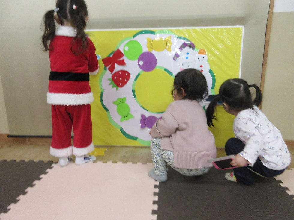 いっぱい貼って、色鮮やかに飾ってくれました。