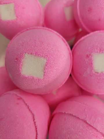 Think Pink Bath Bomb | My Little Bath Shop | Wholesale Bath Bombs | Wholesale Handmade Bath Bombs