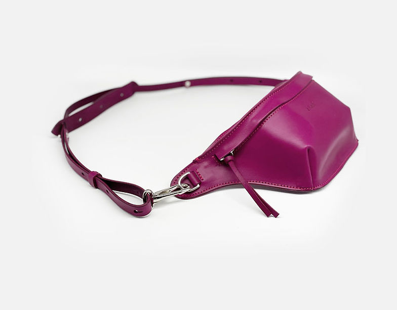 pink-guerteltasche-bauchtasche-ledertasche-nachhaltig-magenta-zaell-1813.jpg