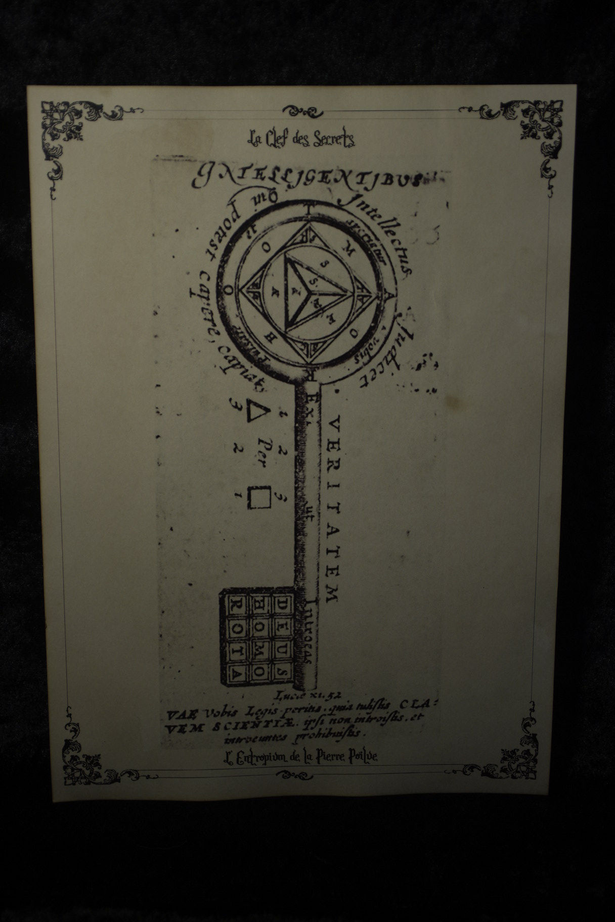 Affiche "Clef des Secrets" Reproduction de gravure ancienne sur papier A4 teint, vieilli à la main.