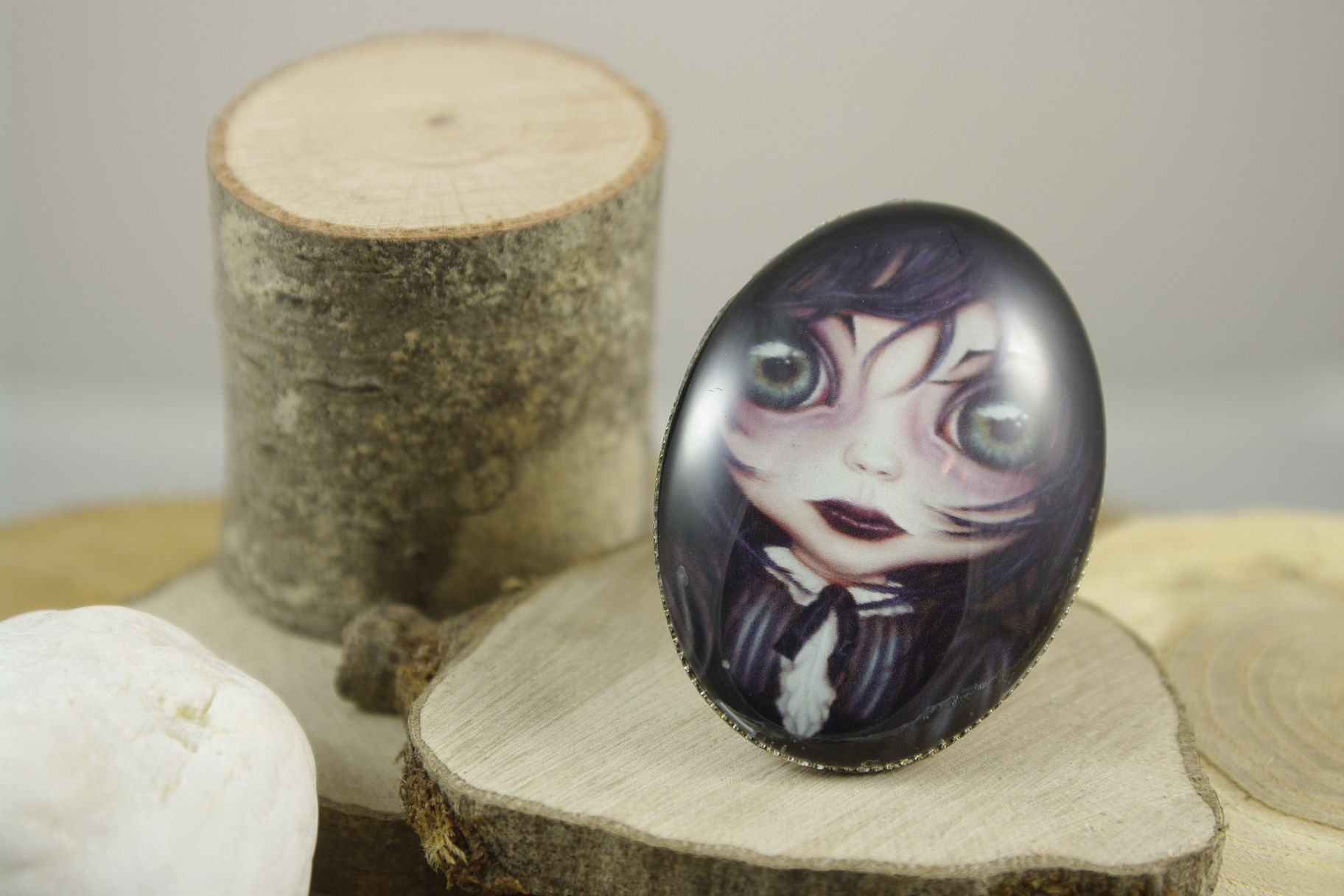 Bague de Sorcelaine Bague réglable avec cabochon verre de 3 x4cm  Couleur argent