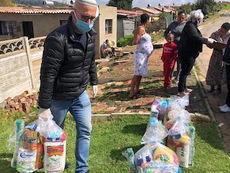 Mary Kluk speaking with President Rivlin