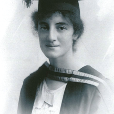 FEODORA CLOUTS: “THE GRAND OLD LADY OF CAPE TOWN JEWRY”