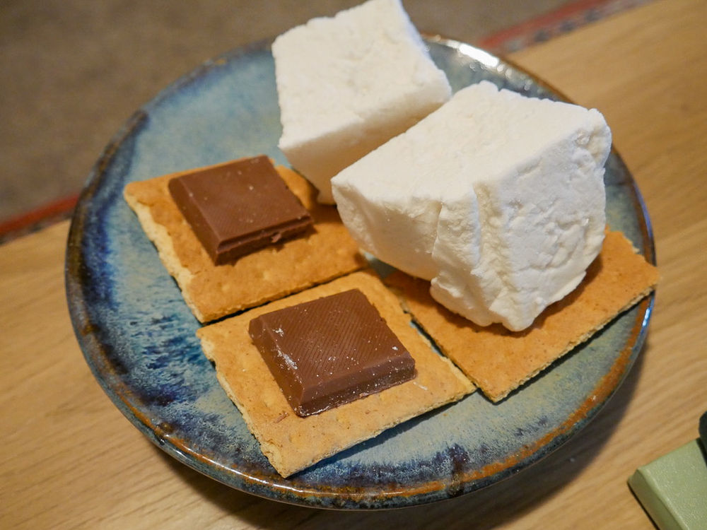S’mores with Homemade Vanilla Marshmallows Taste Test