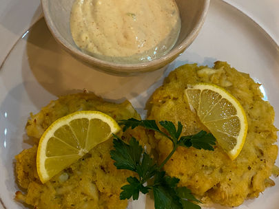 Crab Cakes with Remoulade Sauce Taste Test