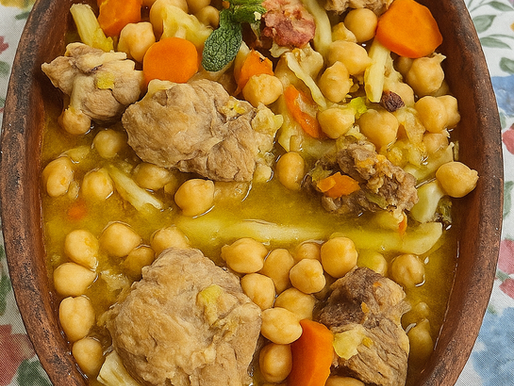 Rancho à moda do Minho com grão, massa e carnes