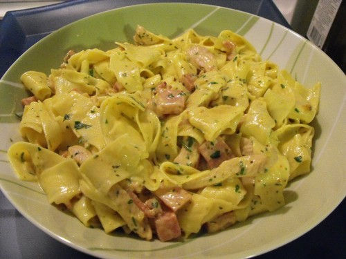 CARBONARA DE FIAMBRE COM PERÚ