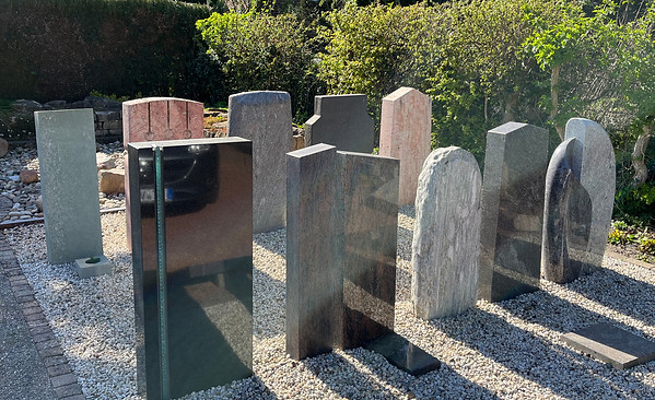 Grabsteine / Denkmale vom Steinmetz Naturstein Weißbrodt aus Steinfurt im Münsterland