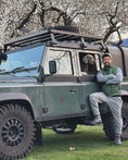 Defender Custon Chef. Felipe Bianchi. Cook in the Wild, Defender House