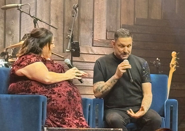 Ty Herndon talks with actress Chrissy Metz during the Harken Hall event. (Photo by Alan Richard)
