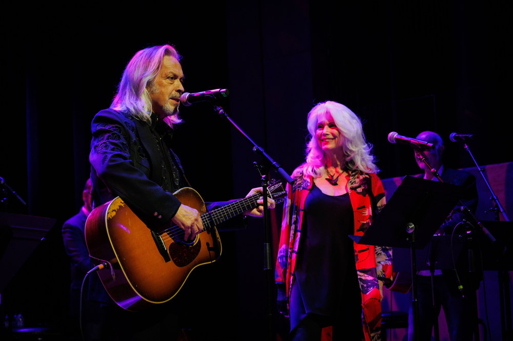 Jim Lauderdale and Emmylou Harris sing in tribute to their friend Peter Cooper. (Photo by Stacie Huckeba)