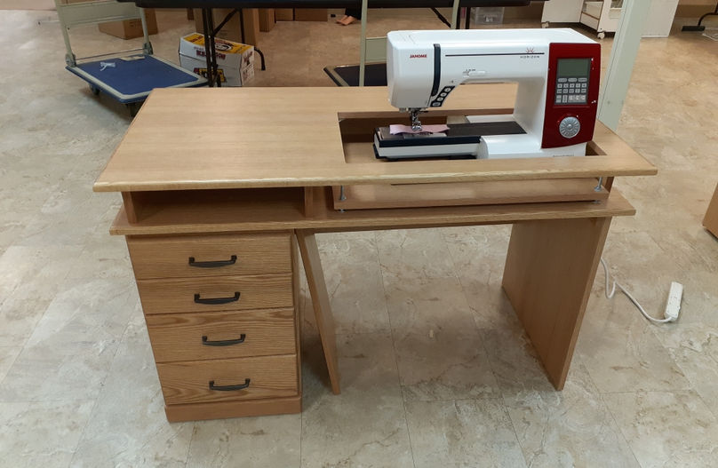 2553 Janome 7700.JPEG