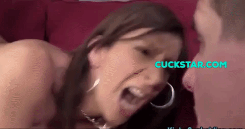 Femdom Sarah demoralizes her husband
