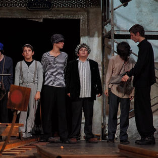 სპექტაკლი სიყვარულზე, რომელიც ჩვენს სხვადასხვანაირობას აერთიანებს