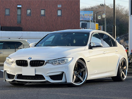 F80/82型のM3/M4は手ごろな価格でスポーツカーを楽しめるオススメの車種