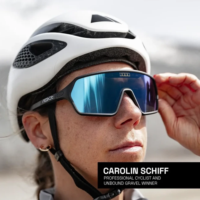 Thumbnail: REACT Rev sports sunglasses in black with blue adaptive lens