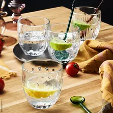 Tea, coffee and breakfast! A set of 4 different motifs that embody the everyday elegance of chic brasseries