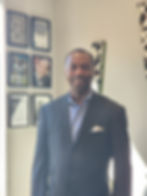 Upstyles has the celebrity clients and fades they require. BOOK NOW!