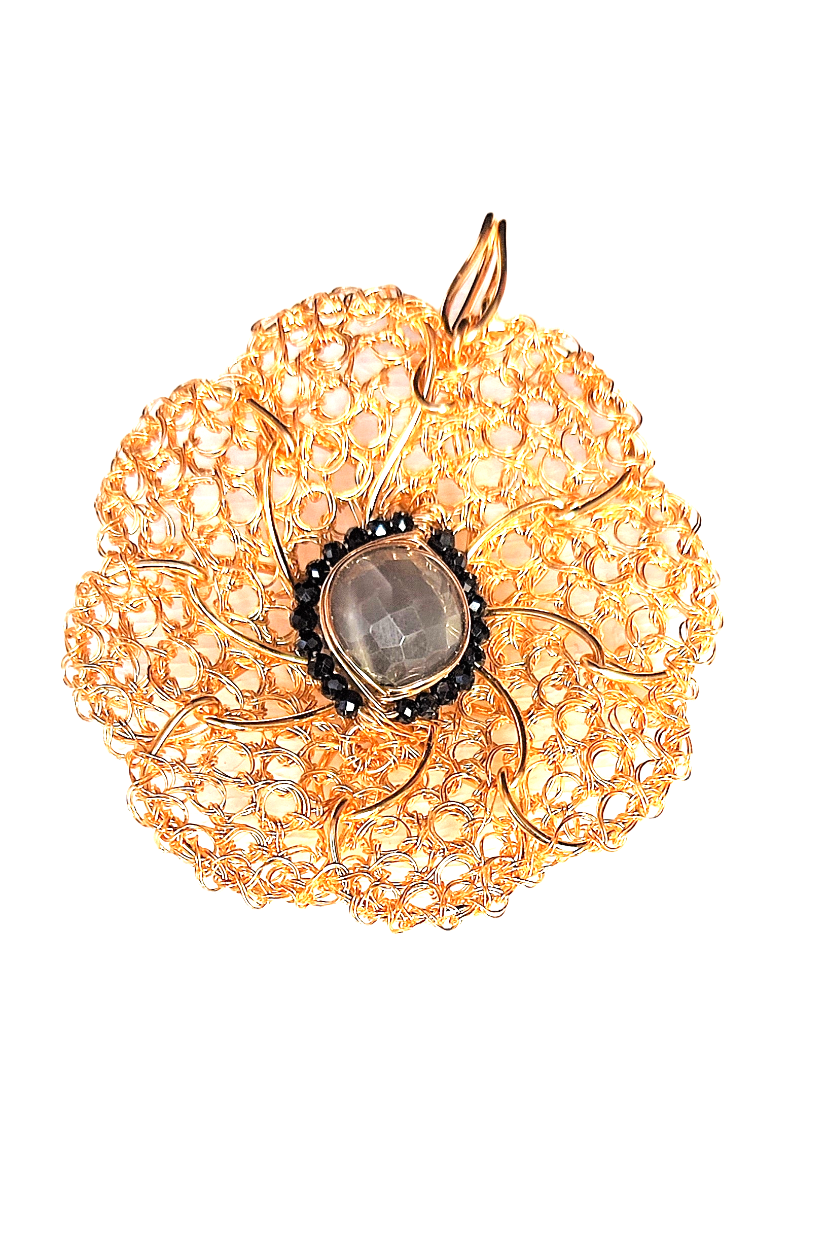 B29. Pandantiv crosetat floare de vara