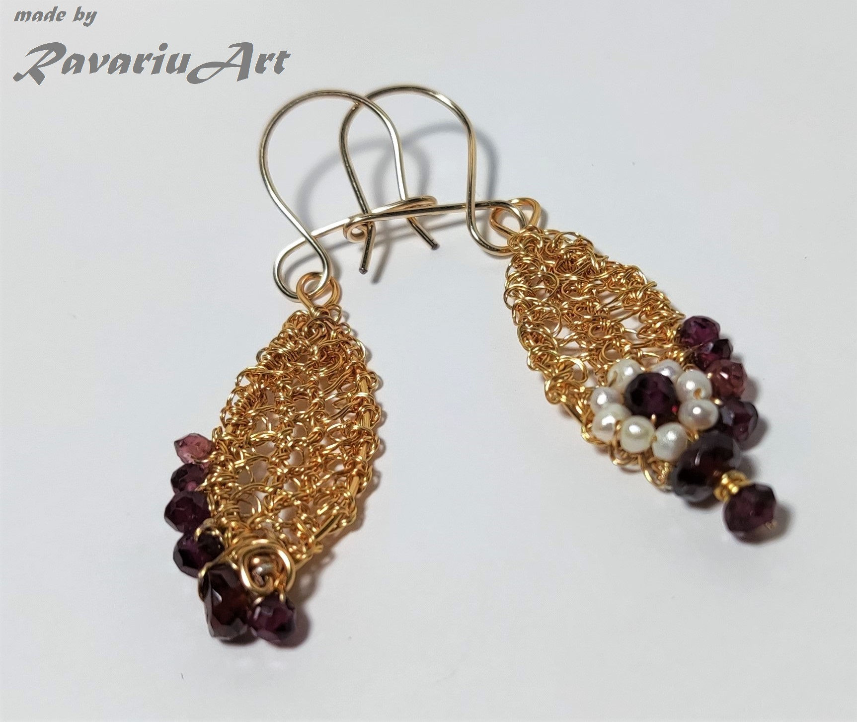 B127. Cercei asimetrici Atlantis