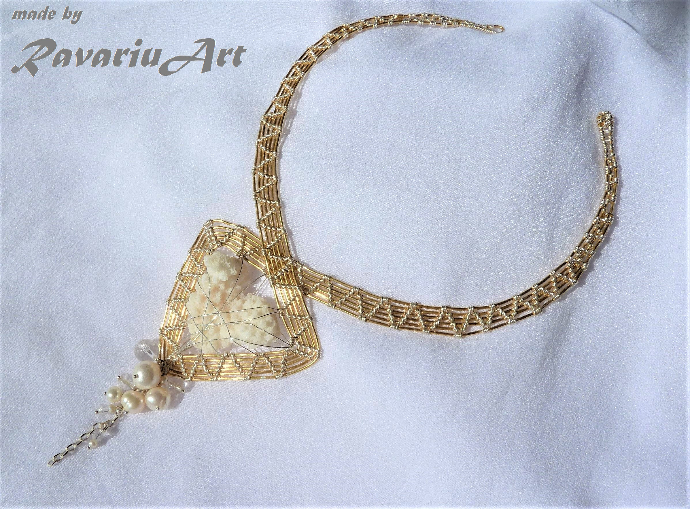 B170. Colier Inima inghetata