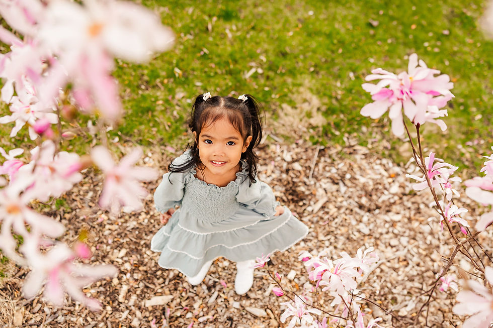 Wheaton's Hurley Garden Spring Maternity Session