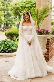 bride waiting to see her dad for a first look