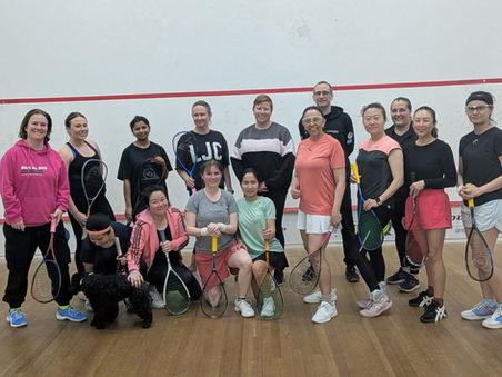 Mike Dickens Coaches Blog No.3: An easy way for beginners to start playing squash