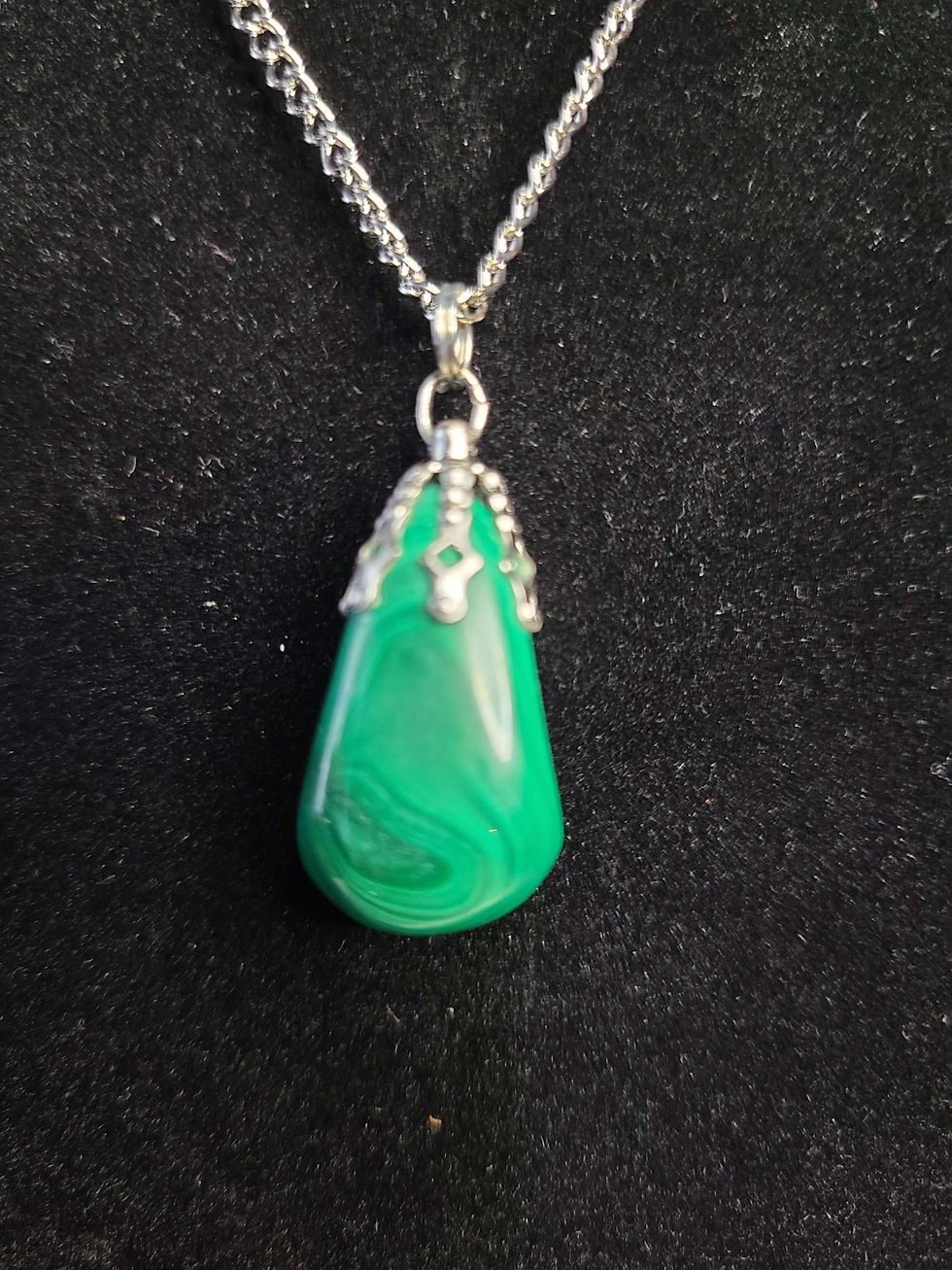 Thumbnail: Big malachite pendant