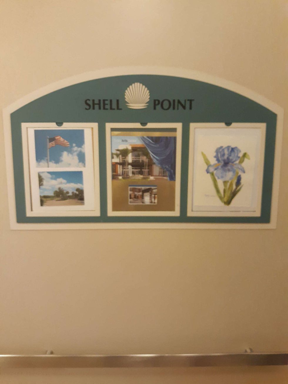 Thumbnail: Sign at shell point