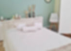 Pyour Wellness Massageliege_edited.jpg